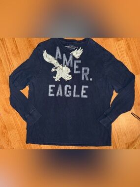 American Eagle mens Navy Long Sleeve Eagle Graphic Tee distressed Sz XXL Y2K